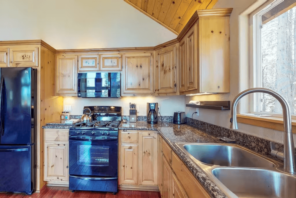 Wooded Escape - Image 8