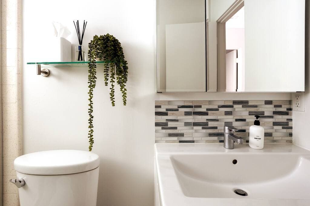 Golden Gem House - Image 47