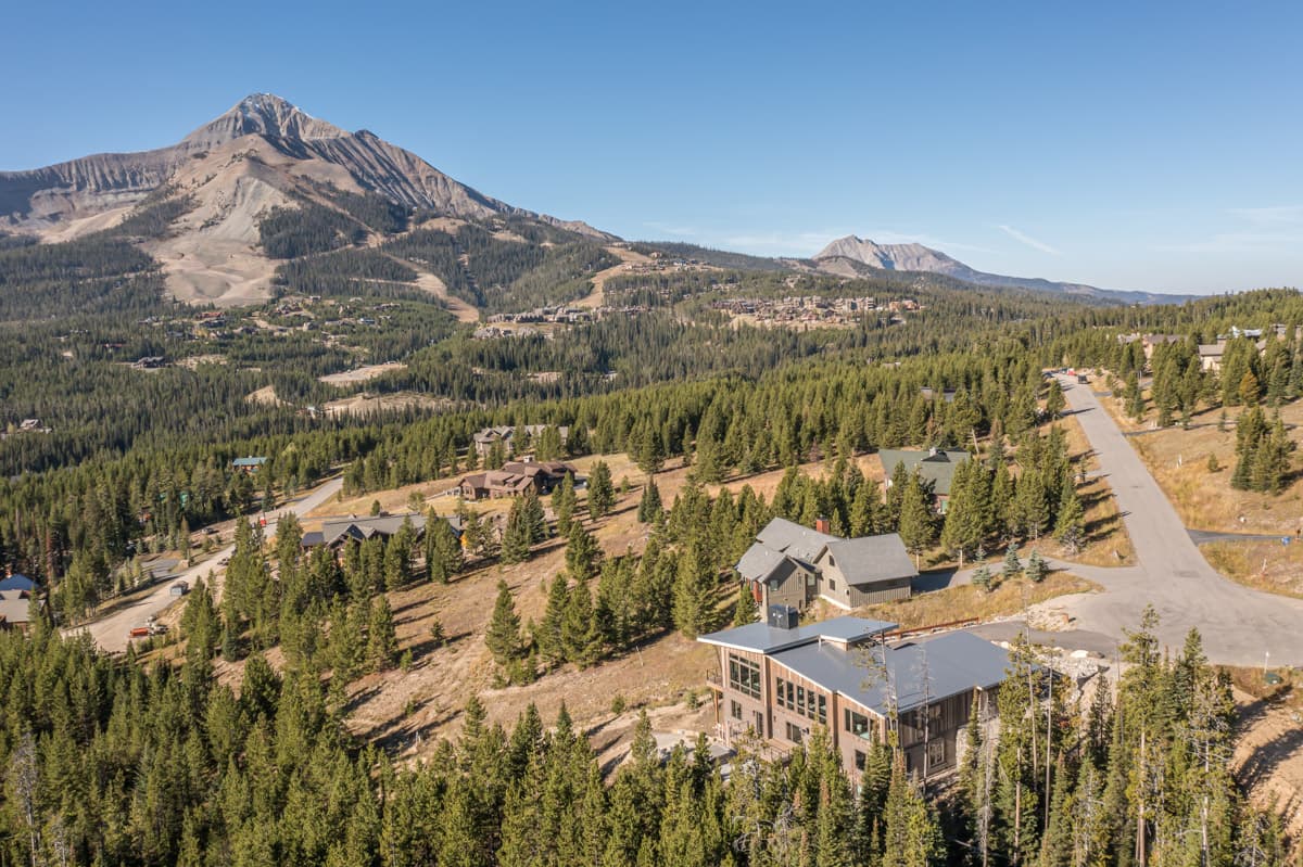 Powder Seeker Lodge - Image 3