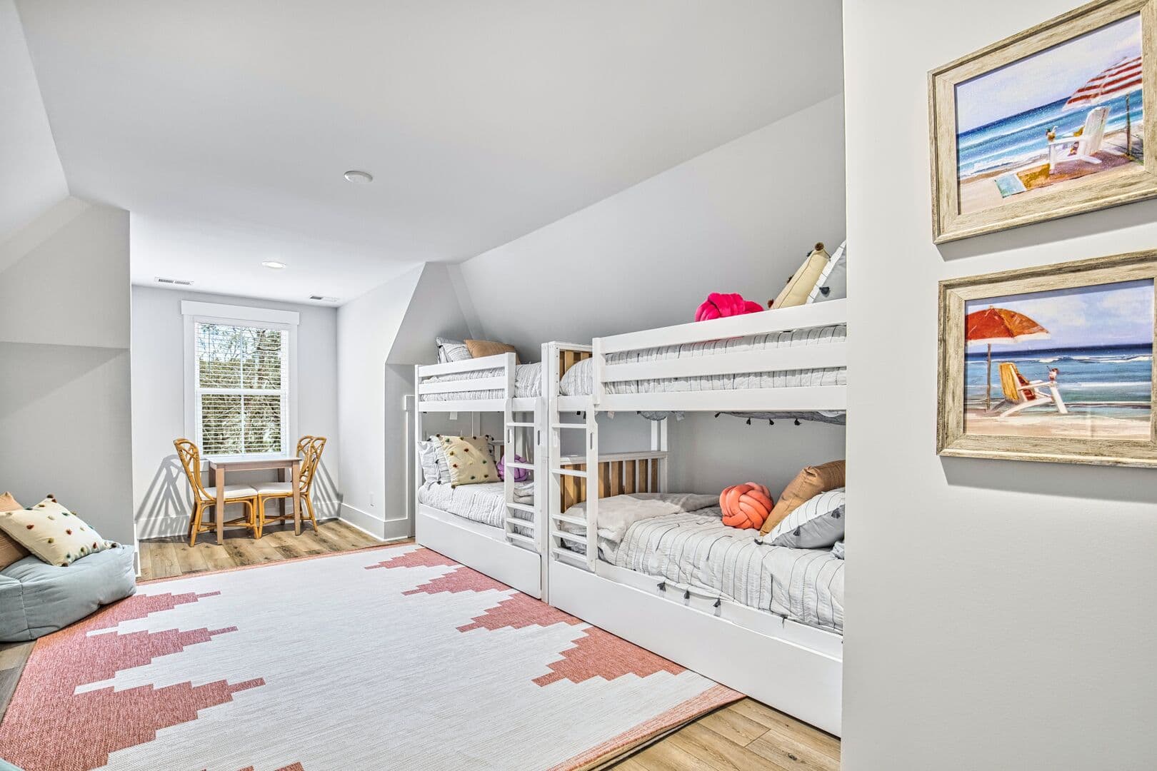 Tip Toe to the Beach - Image 17