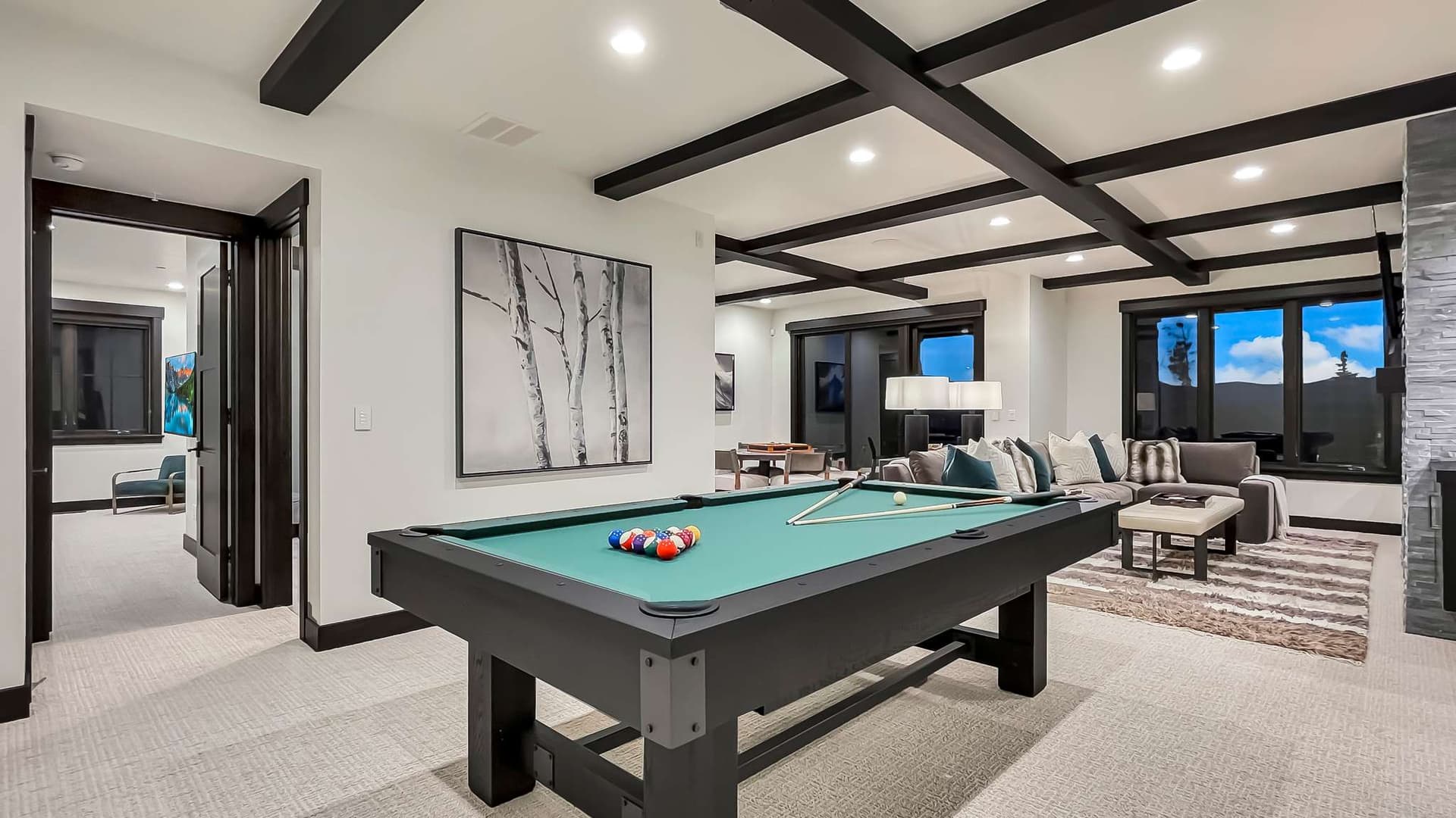 Grande Vistas Estate - Image 4