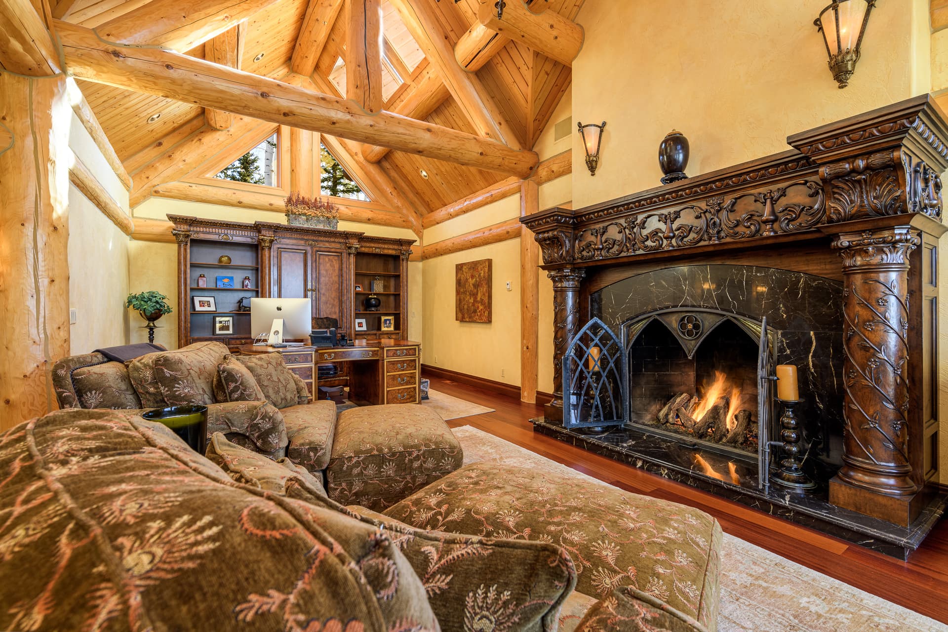 Log Out At Touchdown Retreat - Image 26