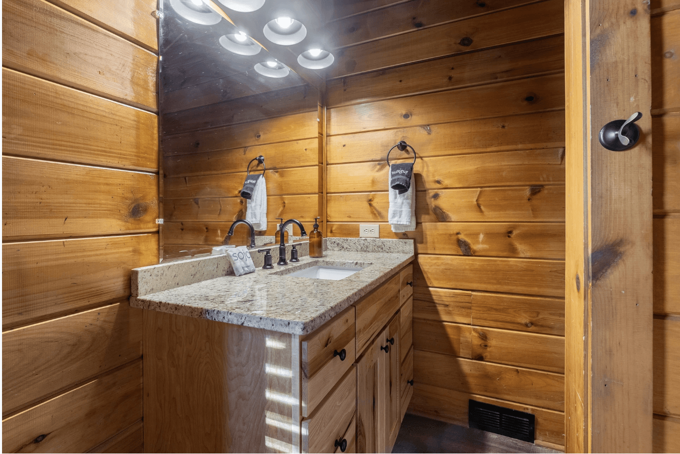 Dudley II - Image 22