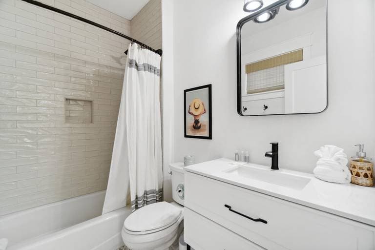 Dream Chaser's House - Image 21