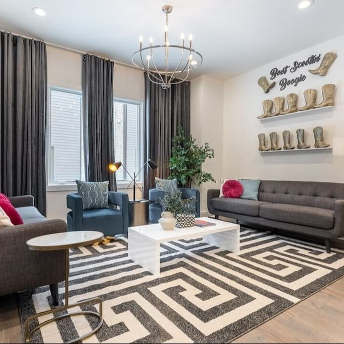 Boot Scoot n Boogie - Image 1