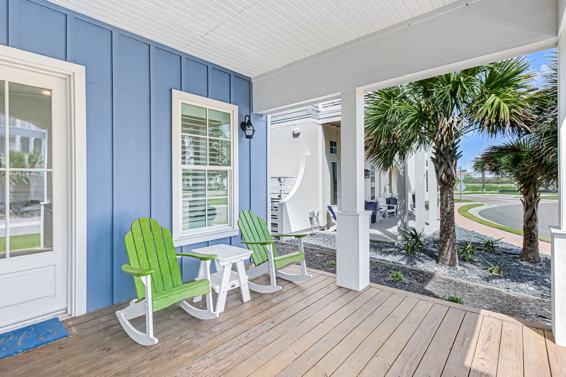 Sunset Avenue Stunner - Image 3