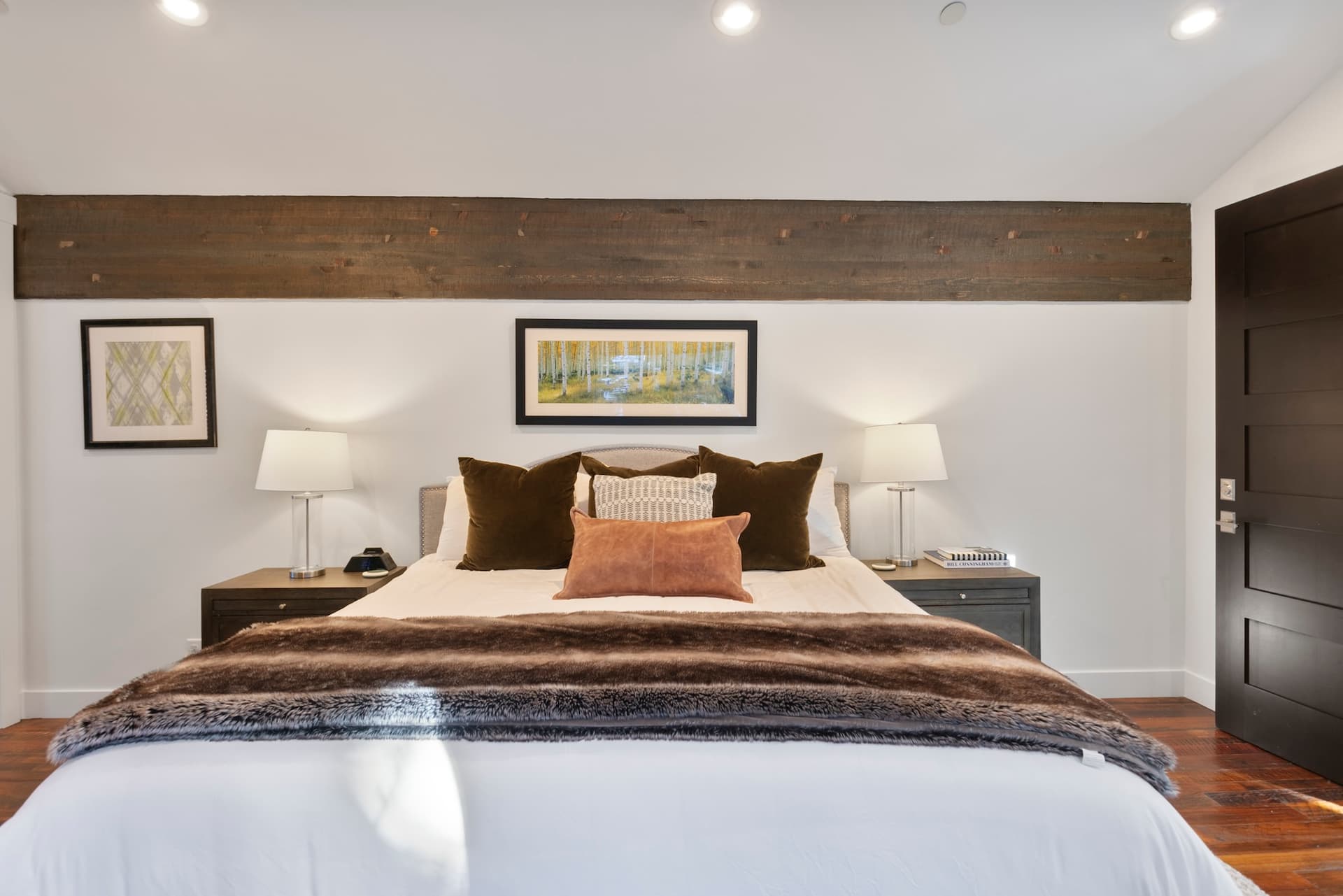 Empire Villa - Image 19