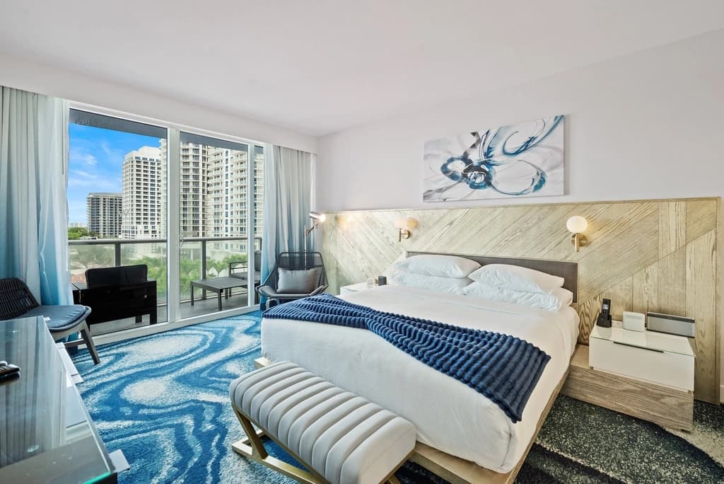 Azure Condo #804 - Image 4