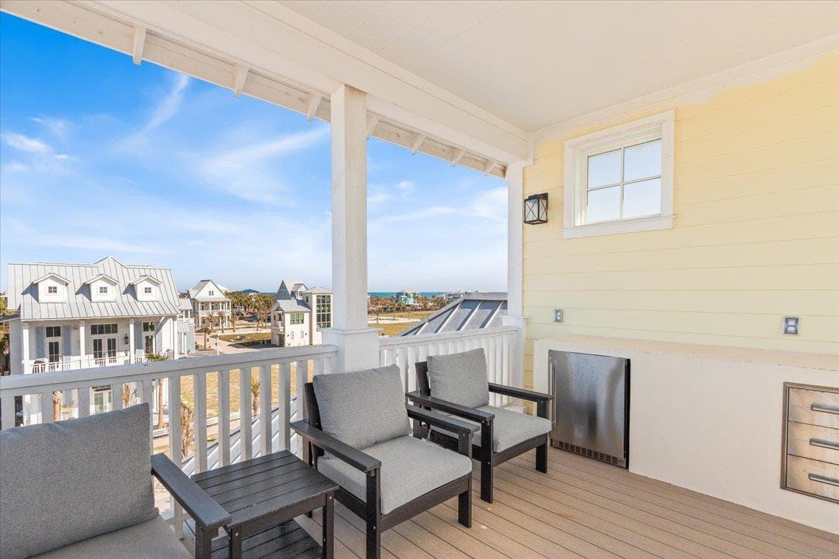 Sunny Shores - Image 48