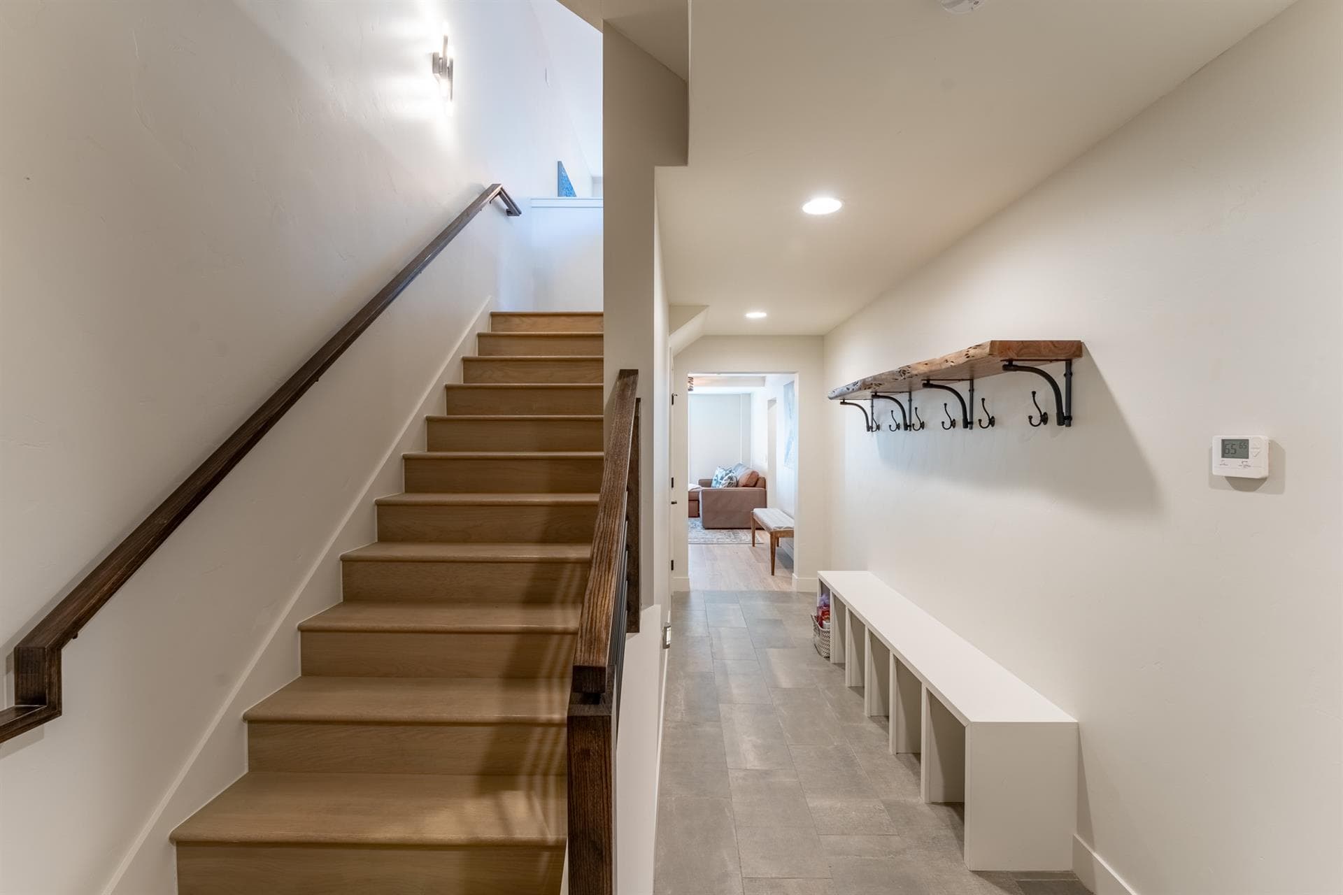 Frisco Aly - Image 6