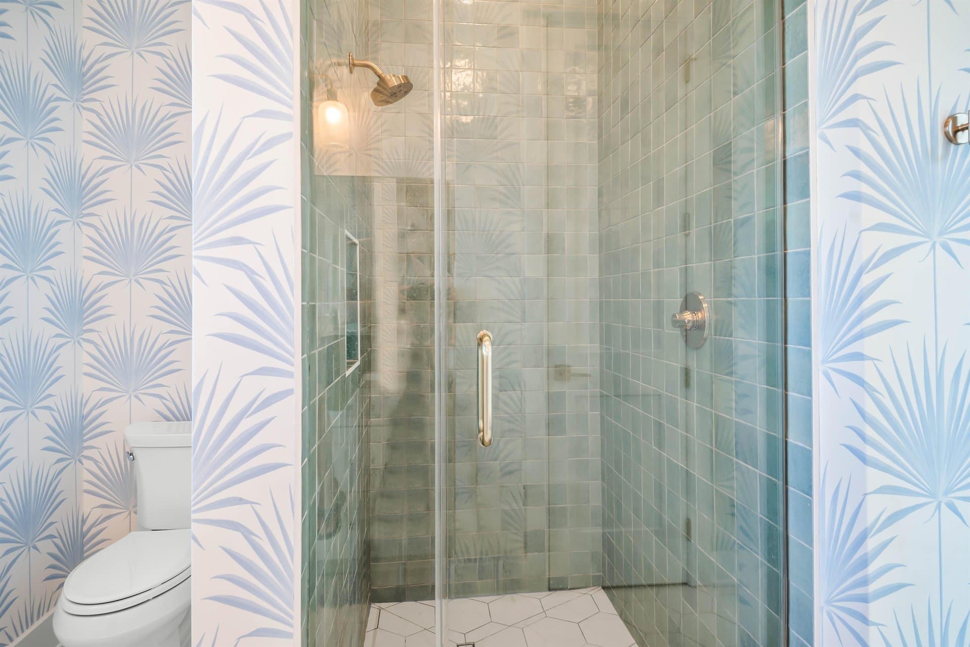 Let's "Glow" Girls - Image 18