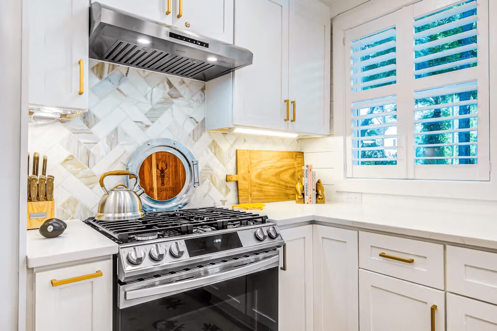 Fisher's Alley - Image 7