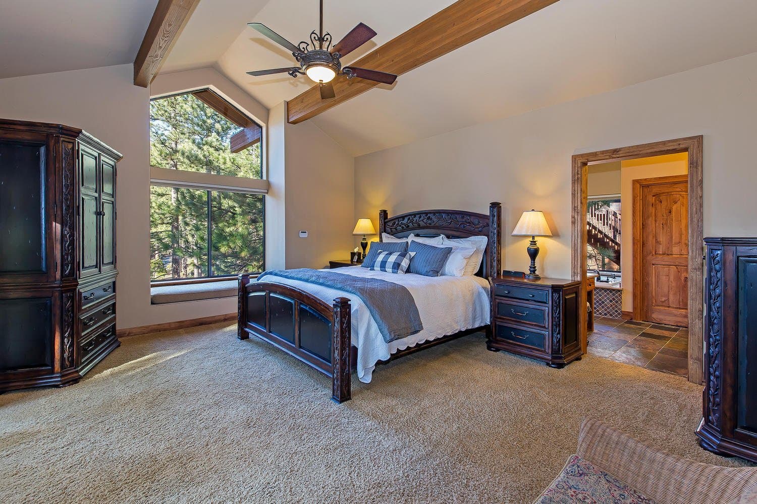 Lariat House - Image 9