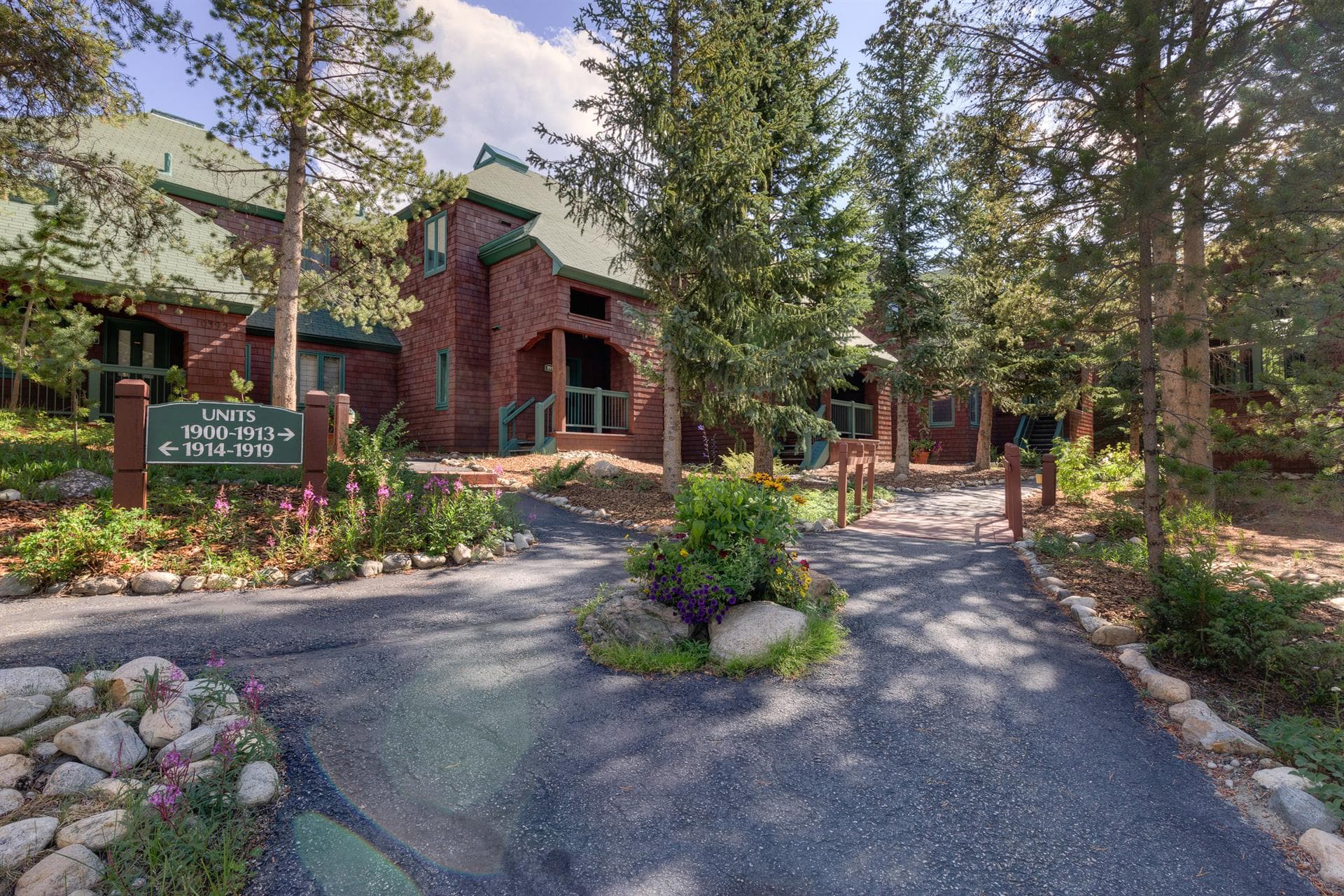 Soda Springs - Image 32