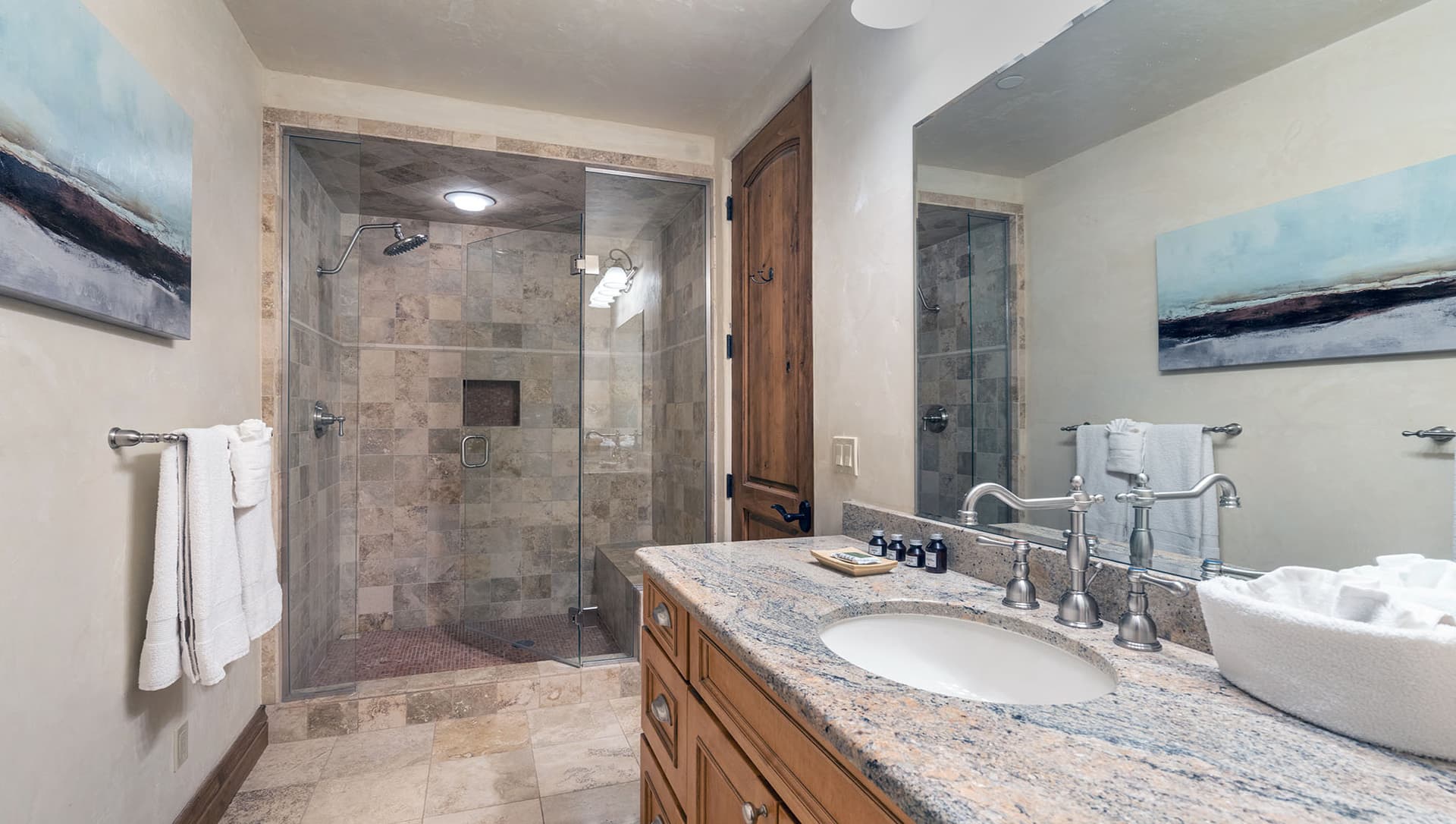 Twin Elk Lodge - Image 32