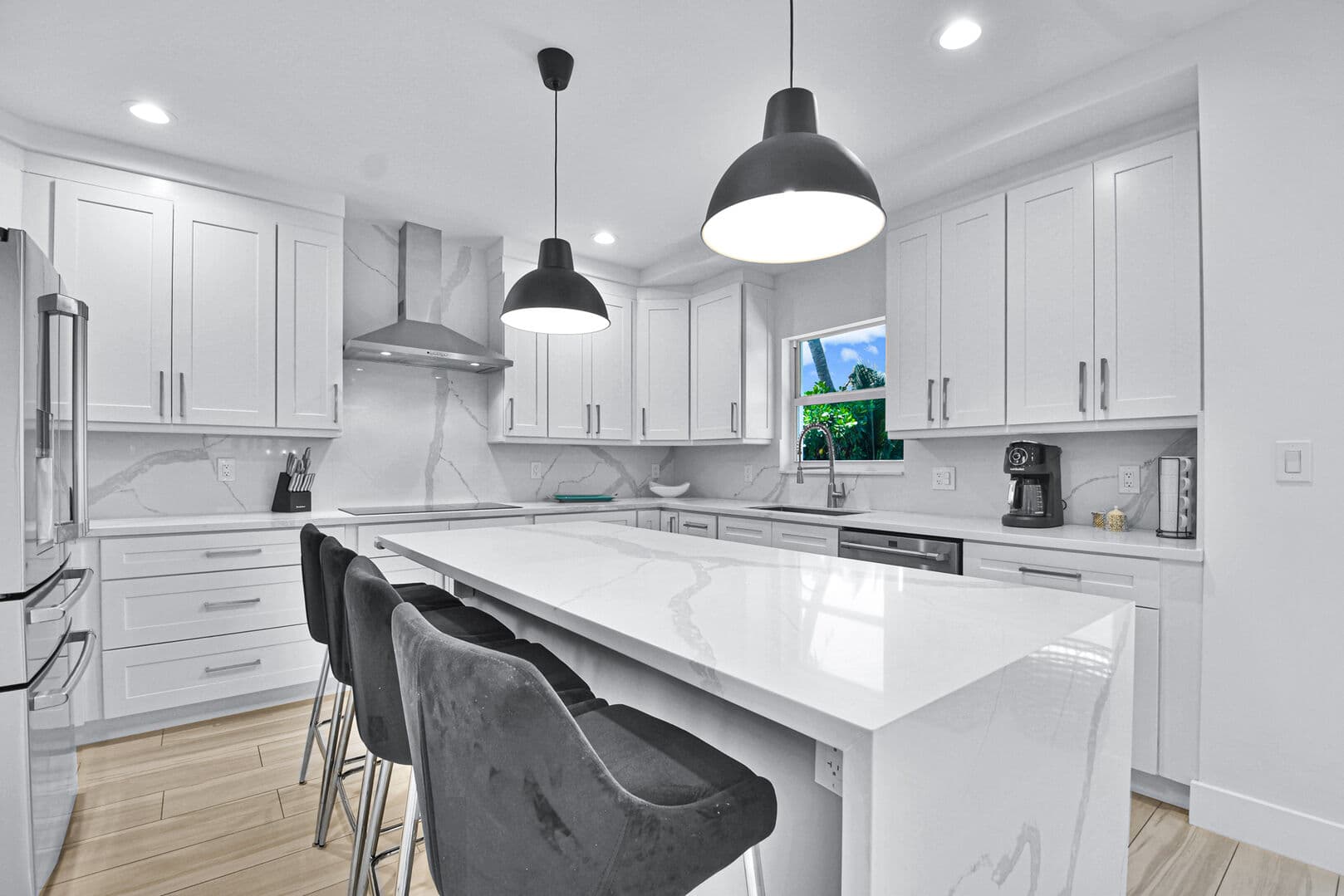 Imperial Point House  - Image 9