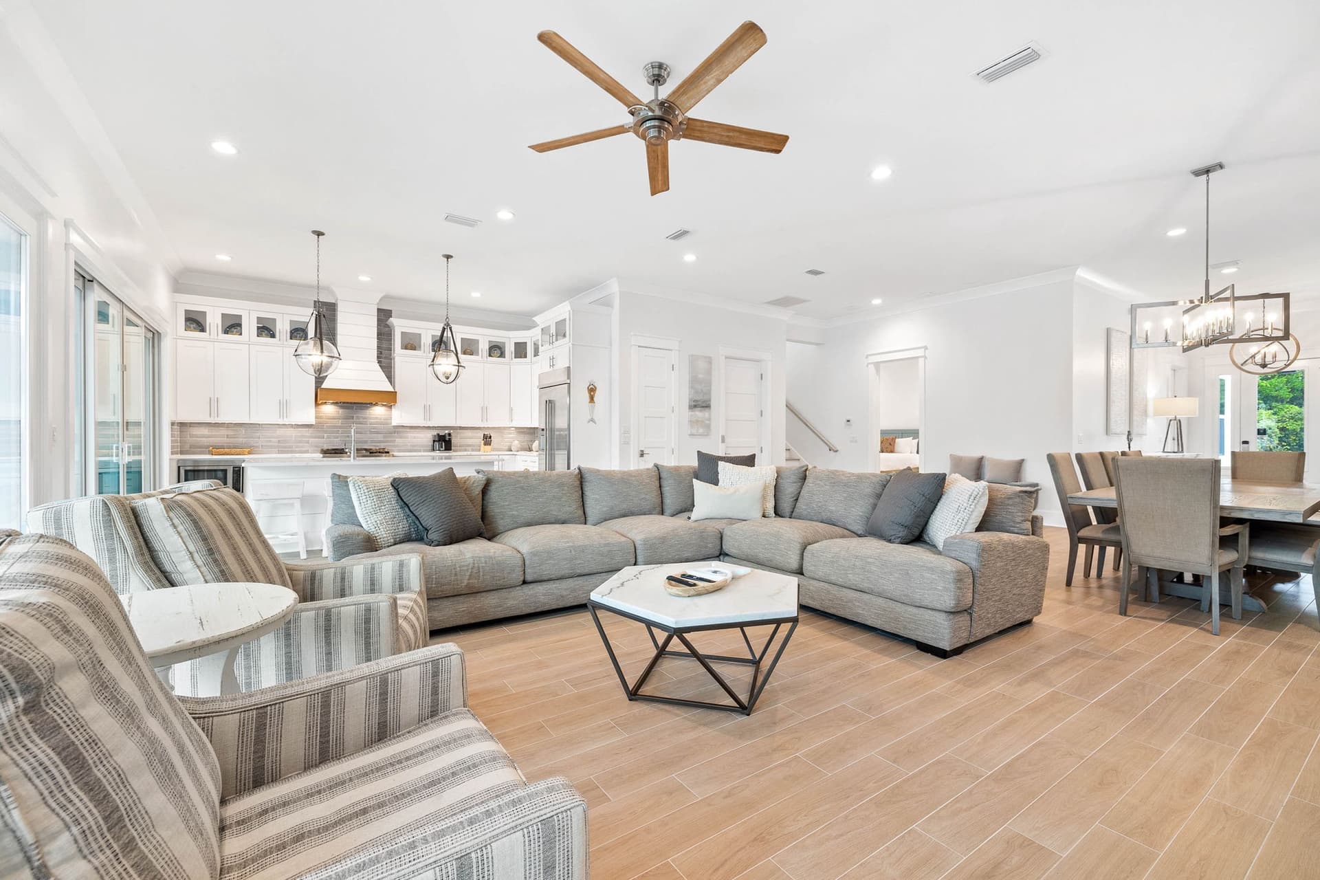 Sandtrapped #2 - Image 5