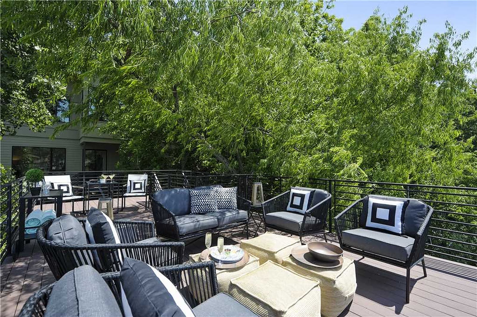 Lake Austin Retreat - Image 18