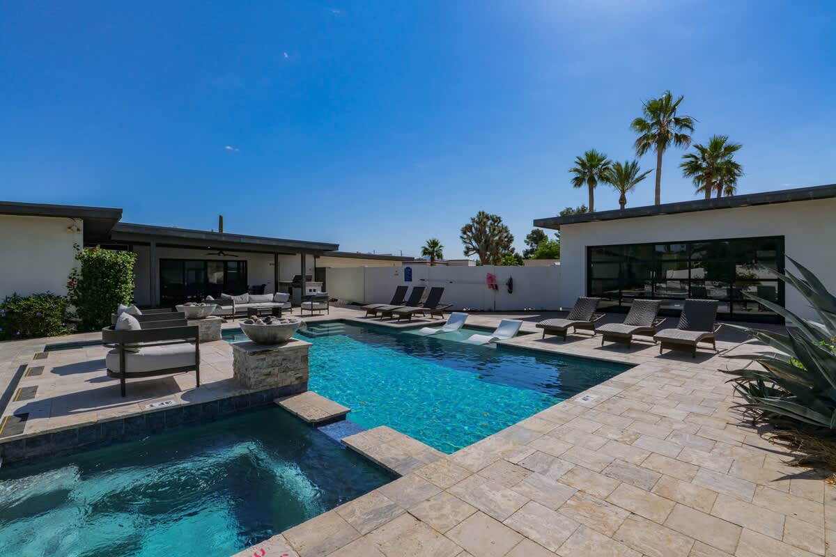 Sunkist Sanctuary - Image 12