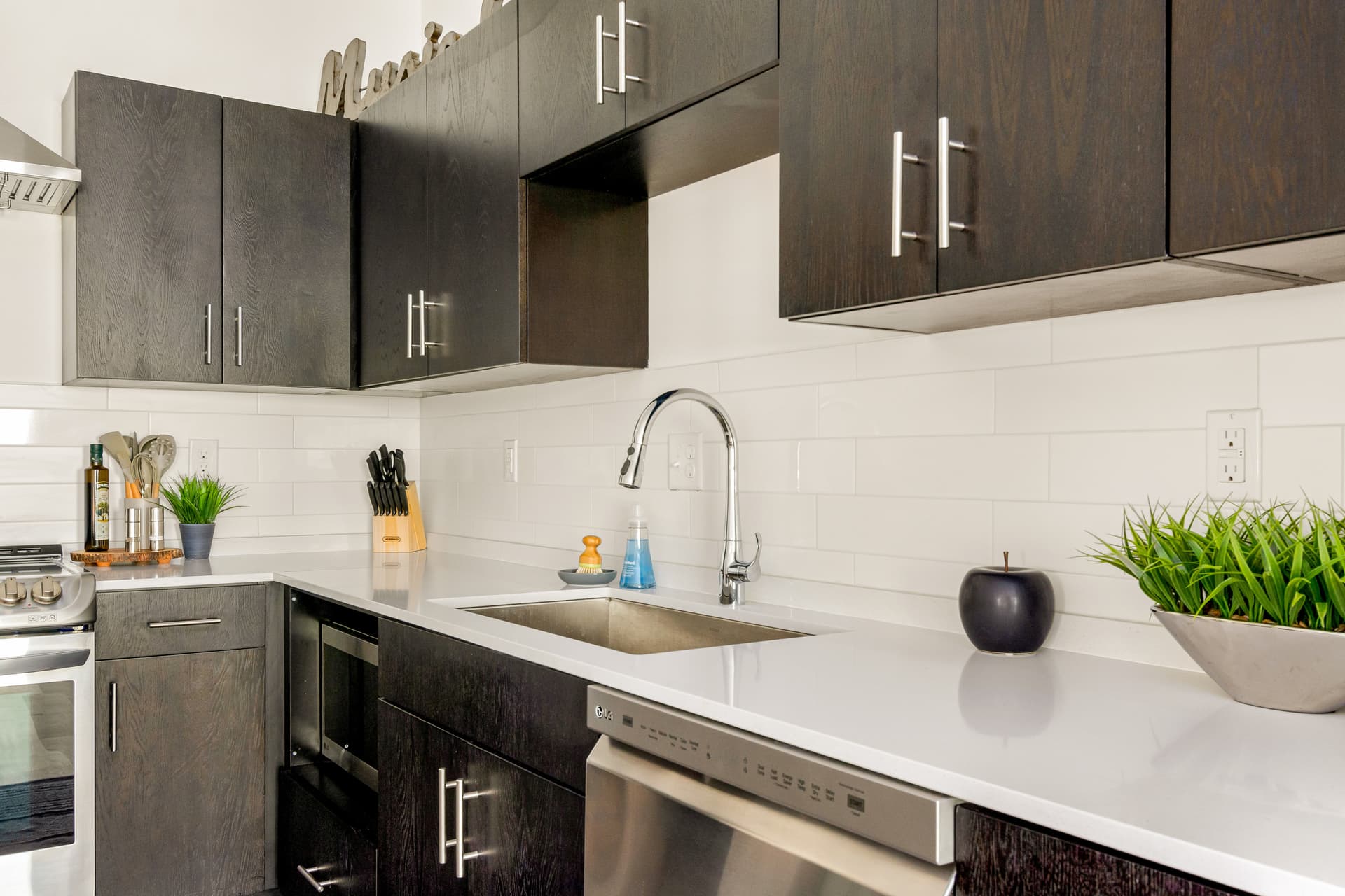 Purple Illume Home - Image 4