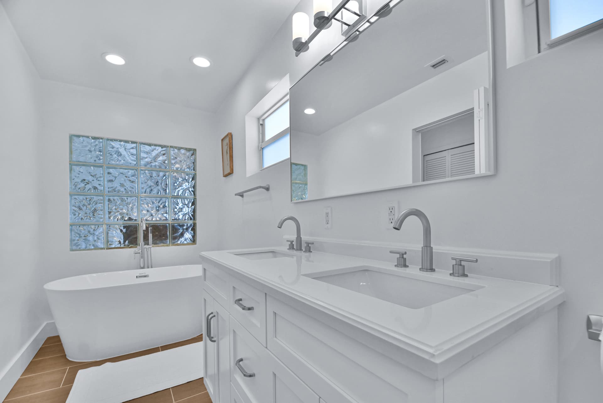 Fifth Street Home - Image 29