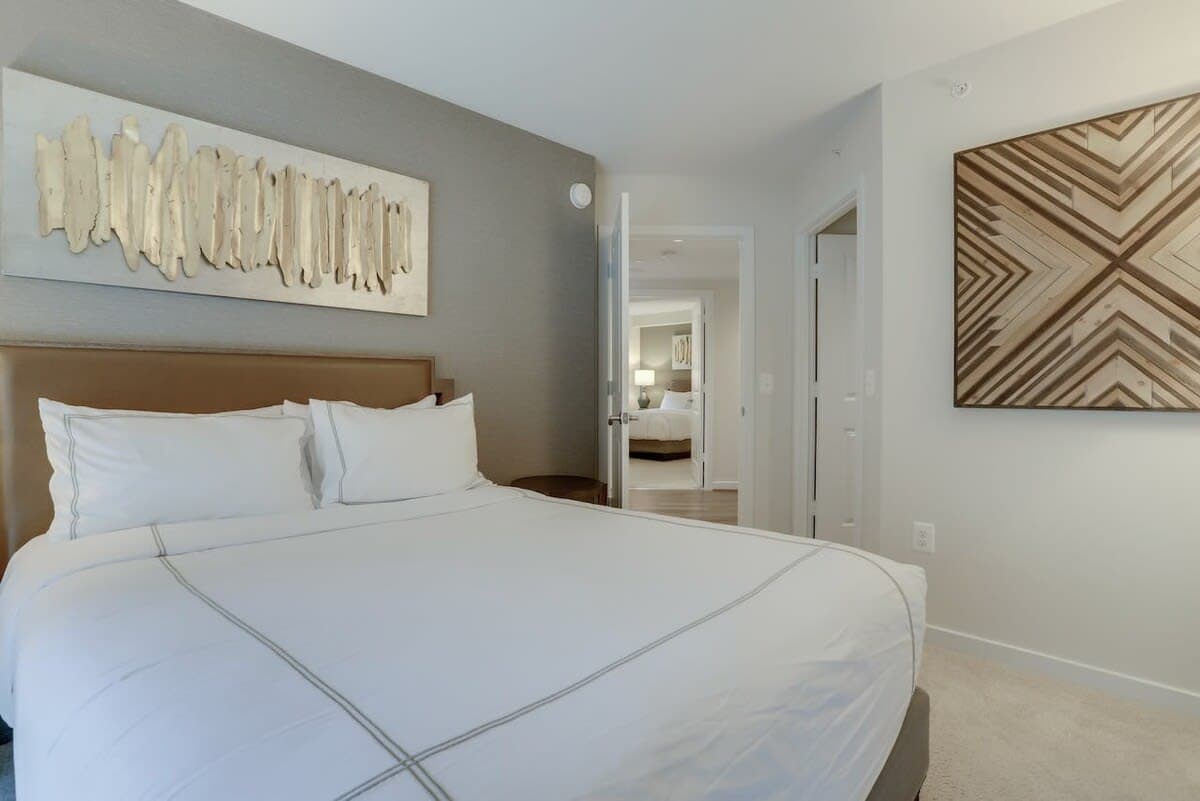 Virginia Residence - Image 22