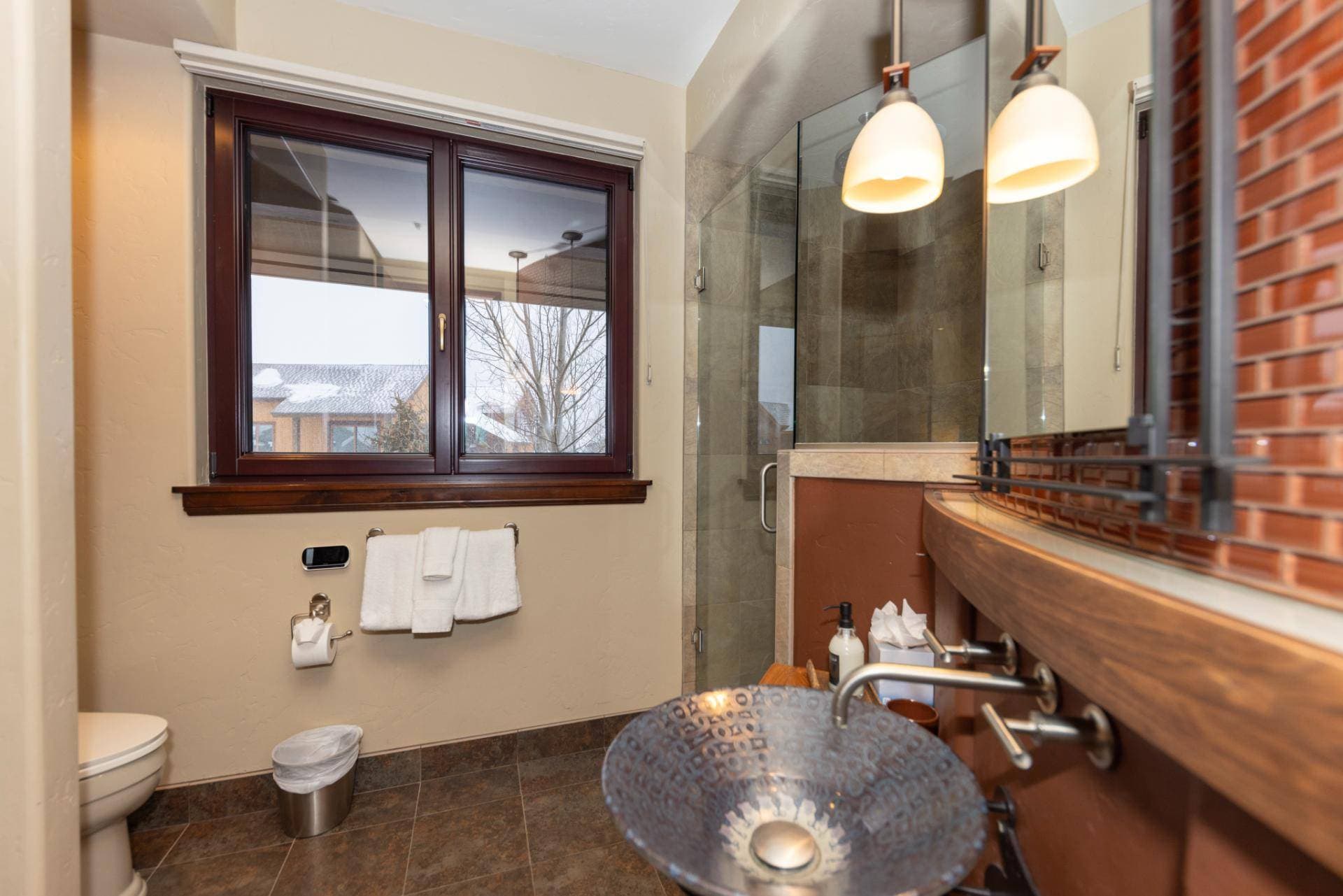 Bee Line Escape - Image 19