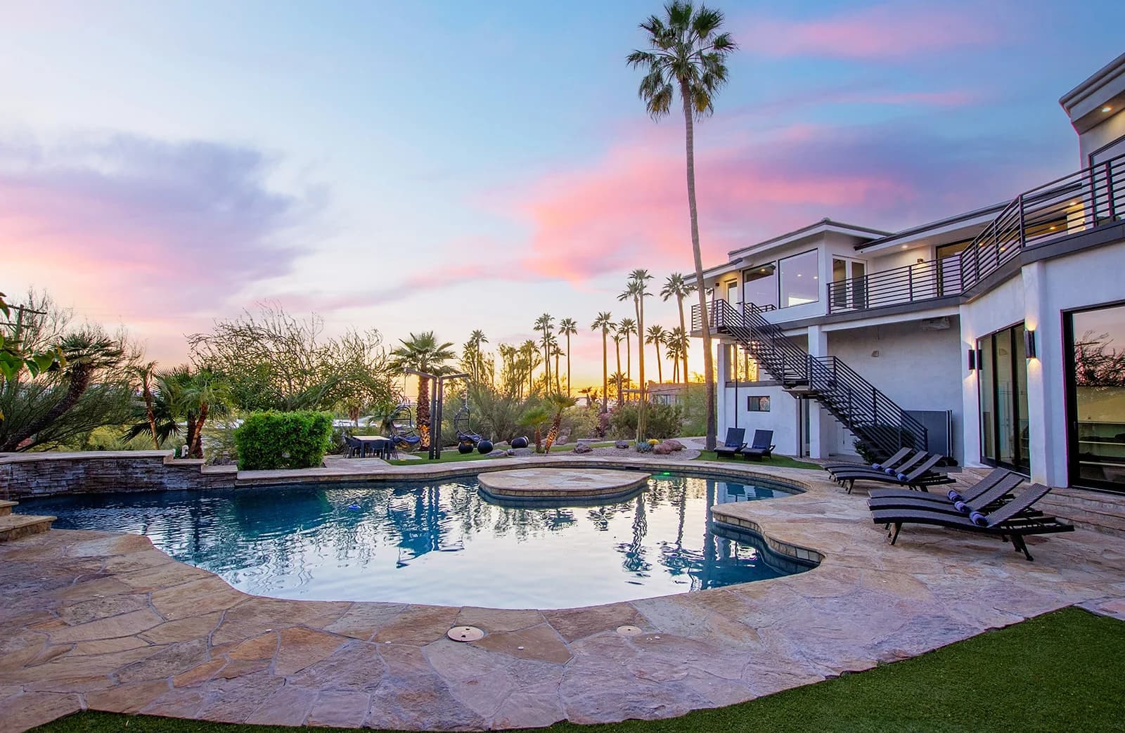 Valle Vista Manor - Image 87