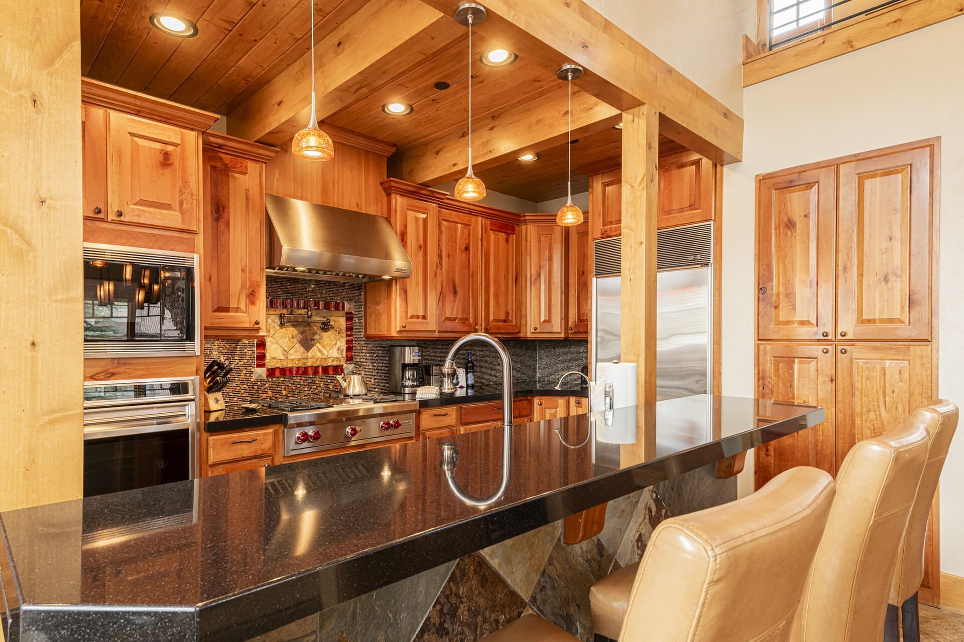 Powder Lodge - Image 16