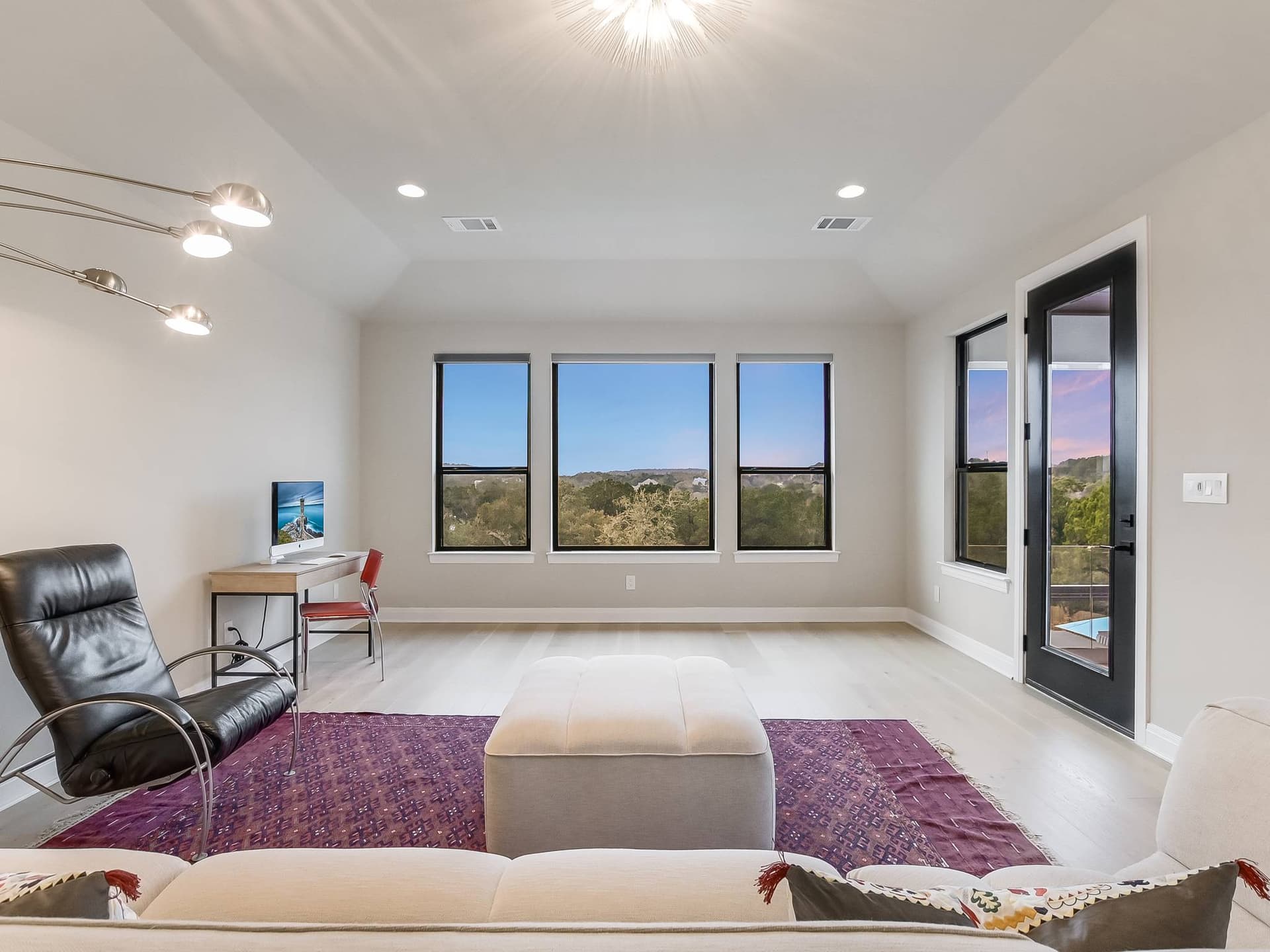 Collectic - Image 27