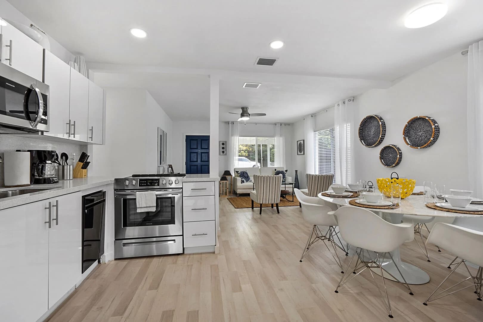 Ceasar's Place - Image 5