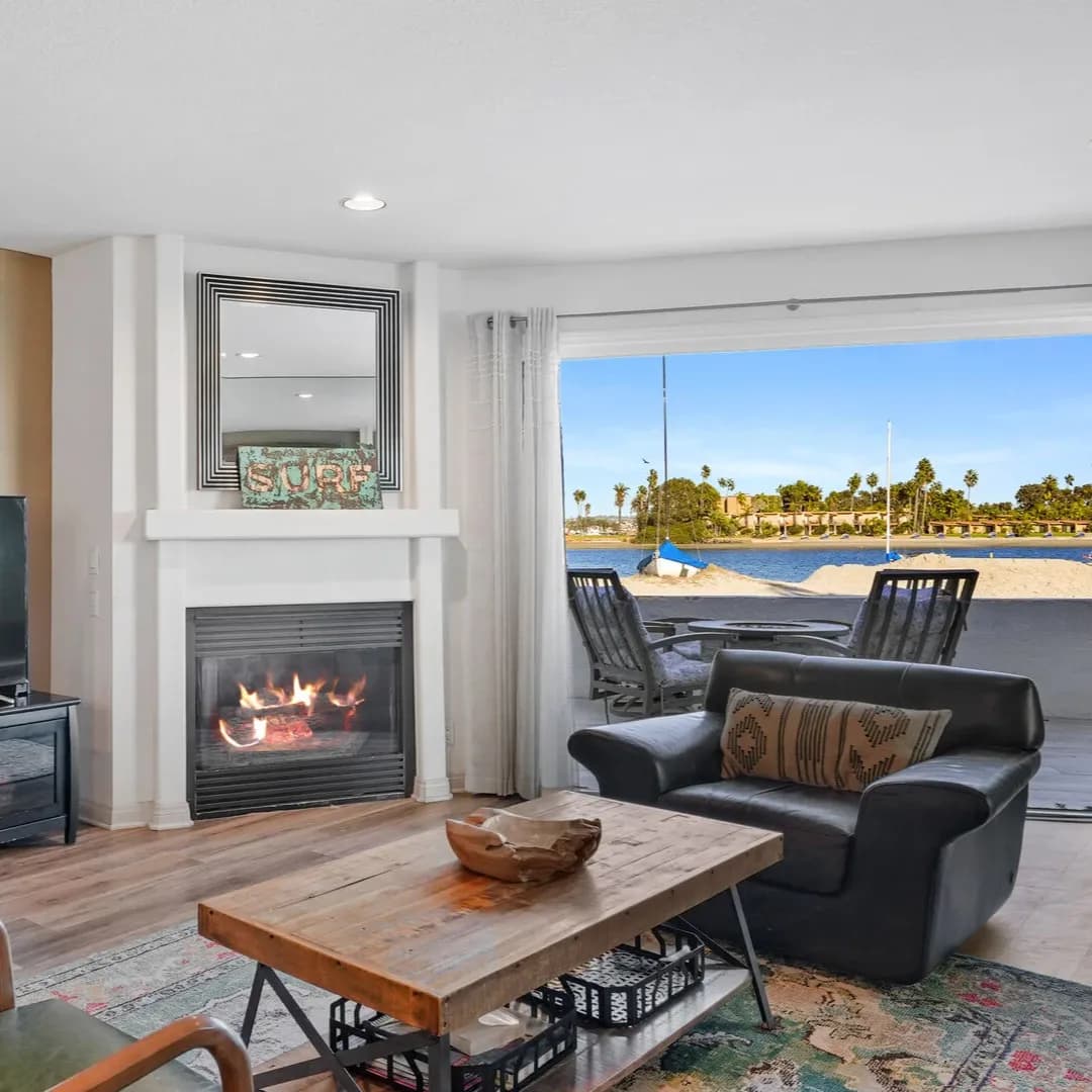 Bayfront Gem House - Image 4