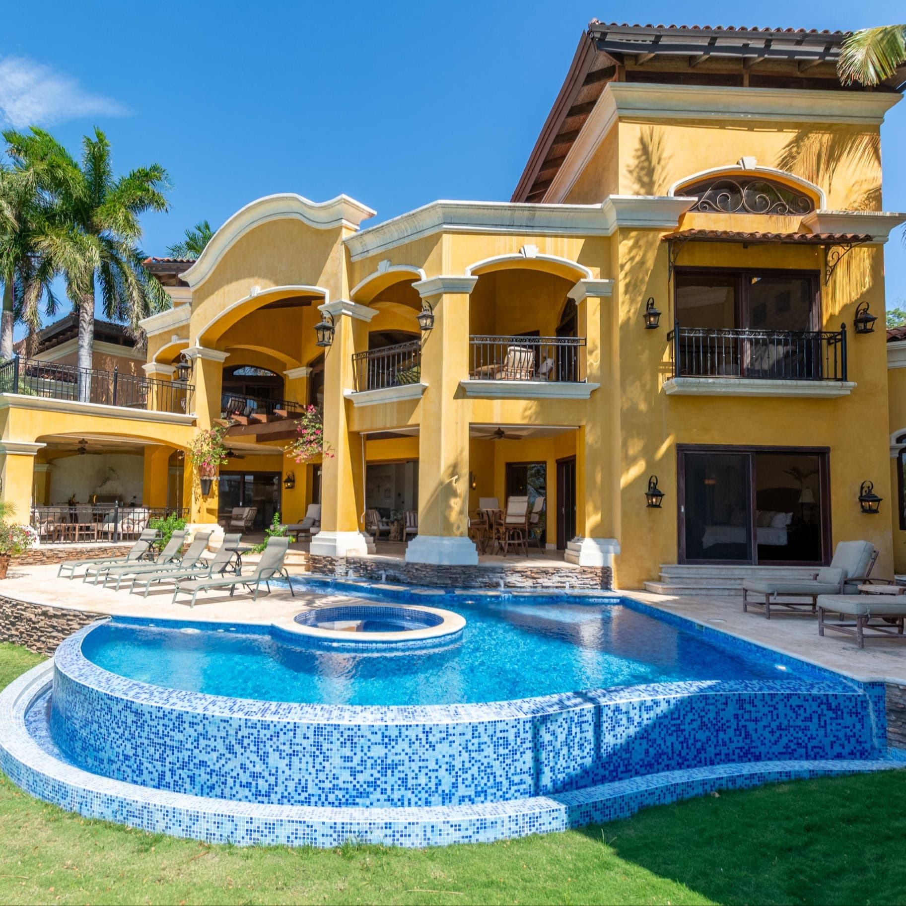 Hacienda Casa Amarilla - Image 1