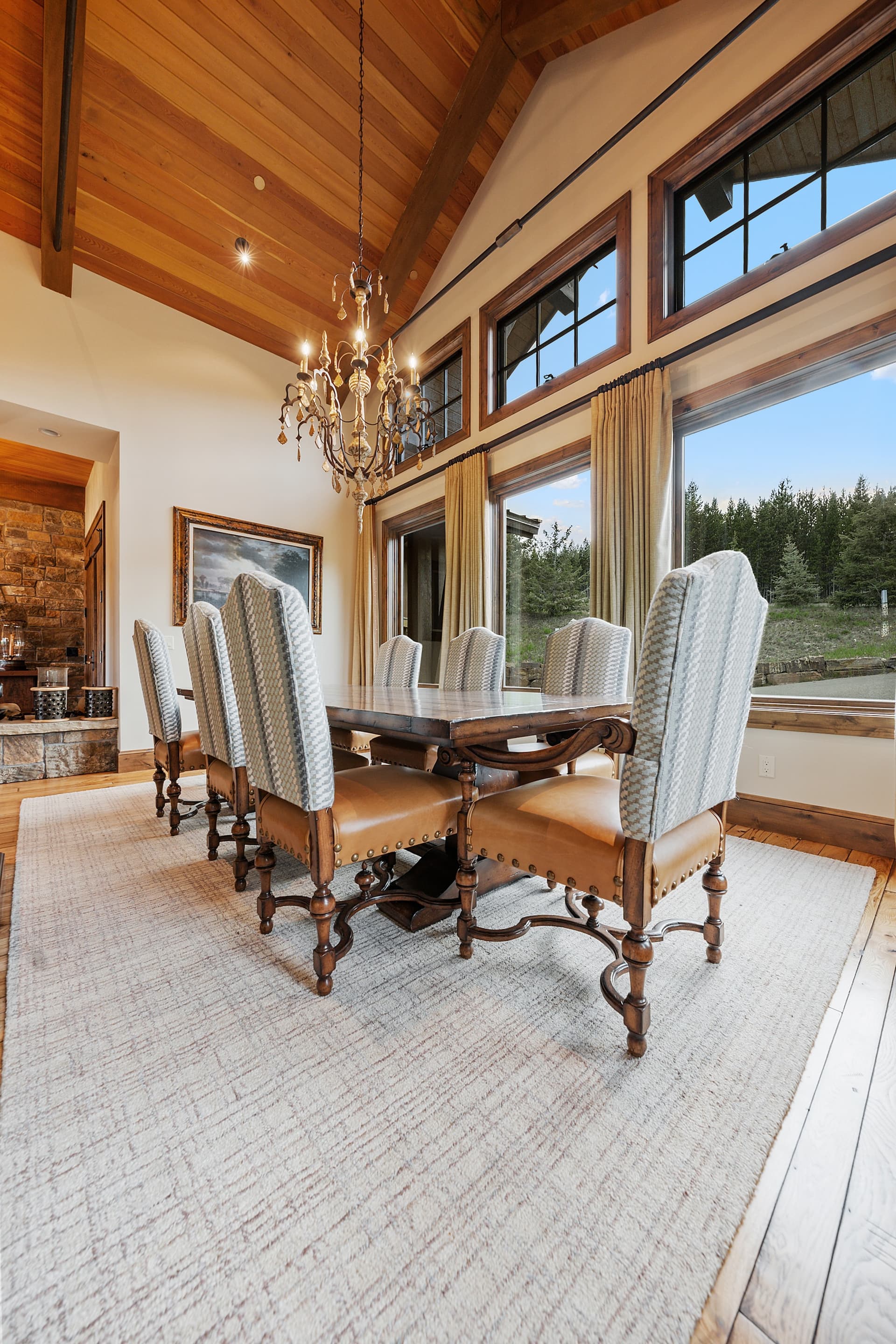 Last Best Chalet - Image 8