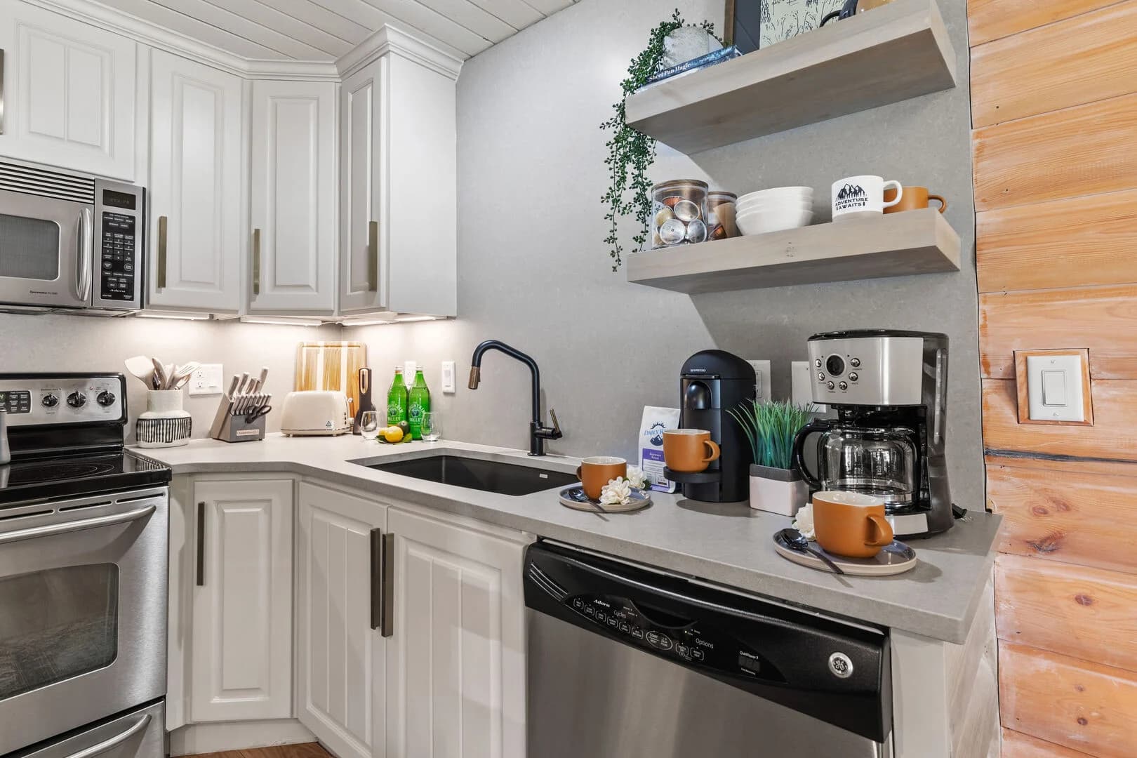 Silverlake Home - Image 10