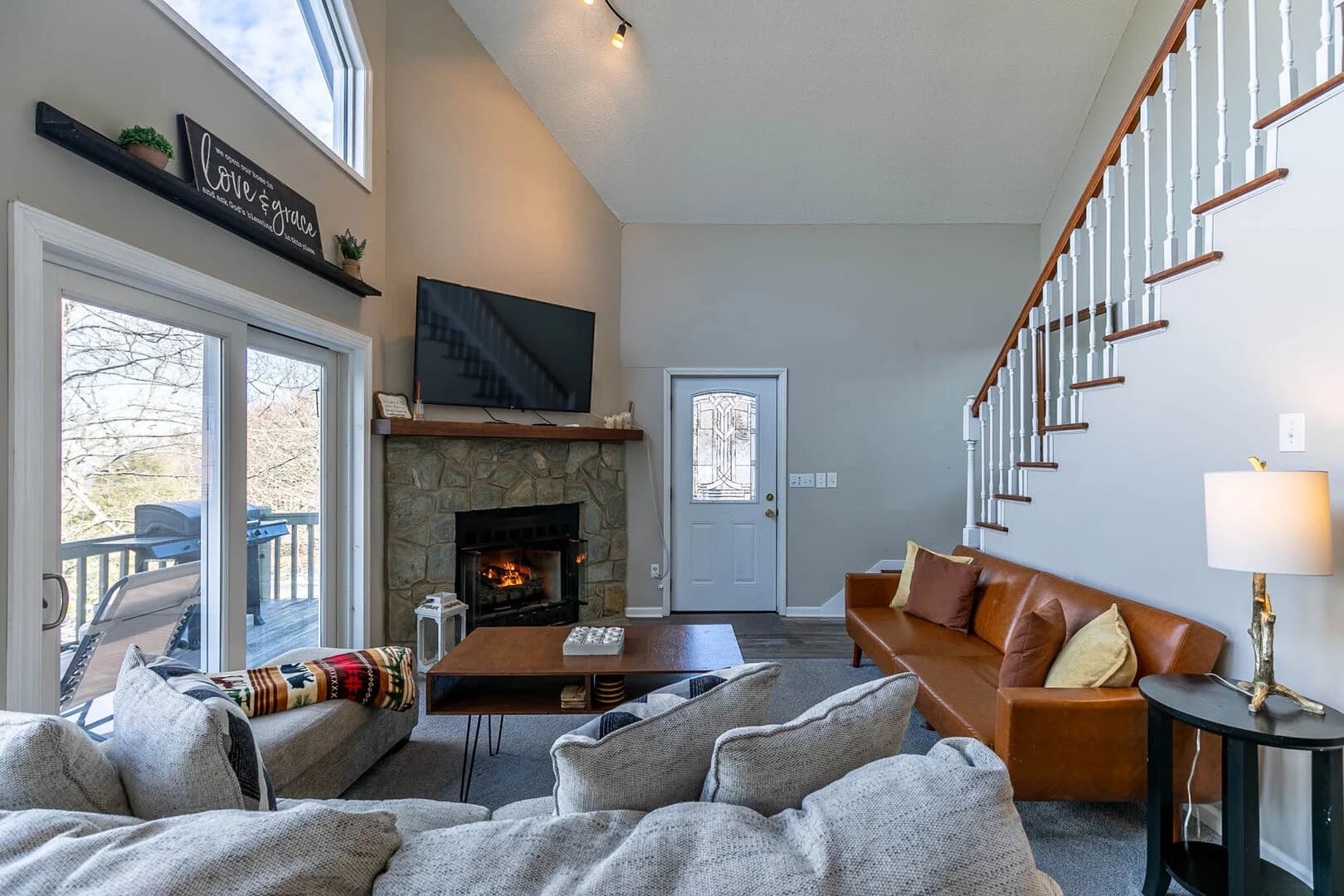 Sky High Chalet - Image 2