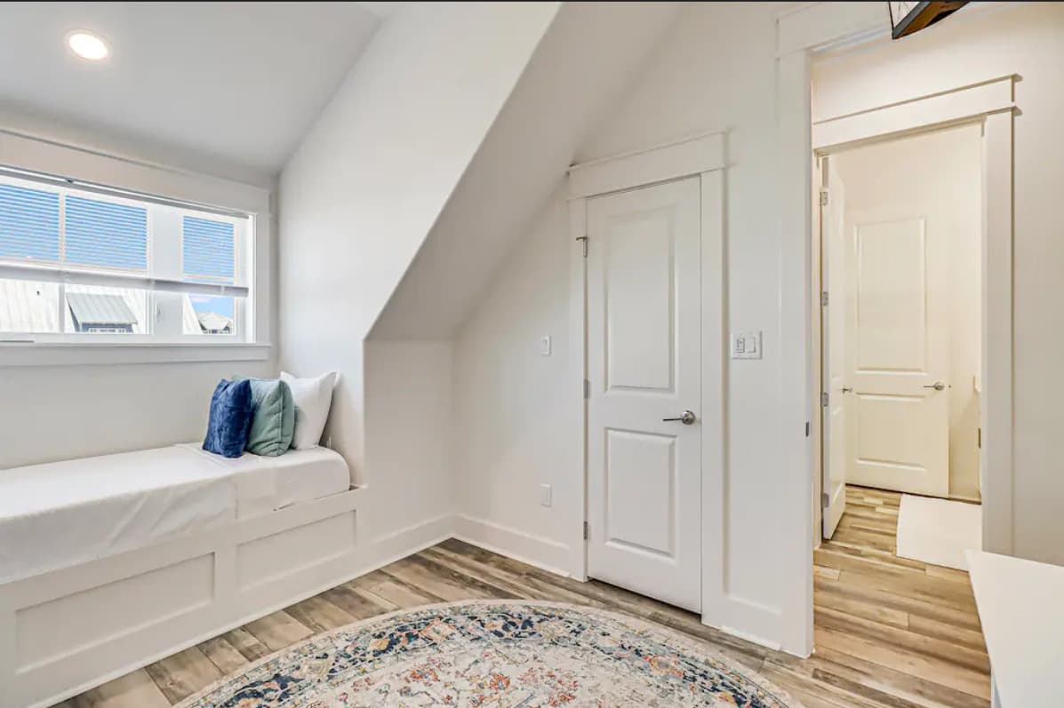 Good Life Home - Image 35