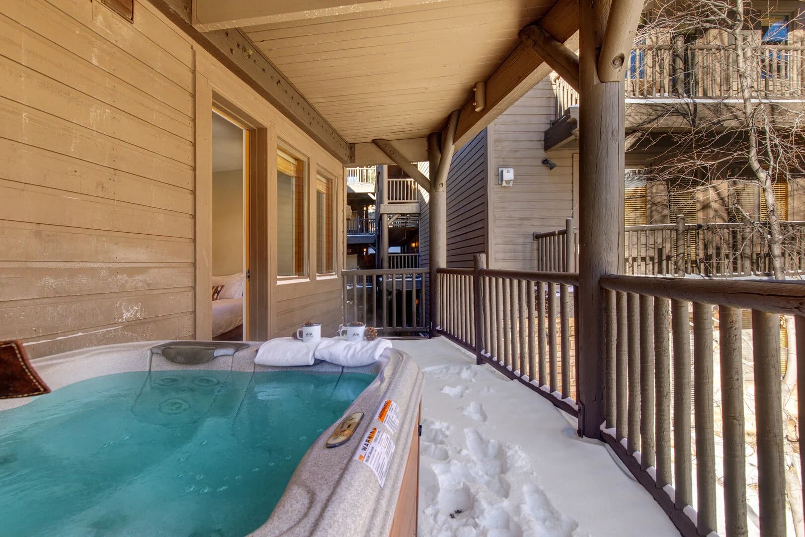 Black Bear Residence - Image 36