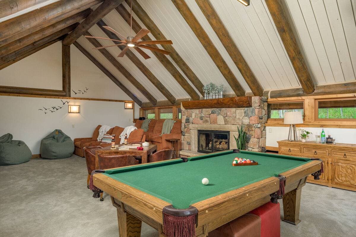 Four Sisters - Image 12