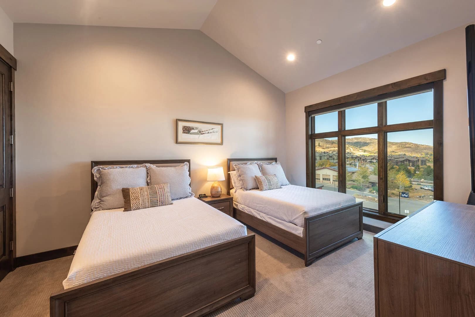 Blackstone Residences #3B - Image 7