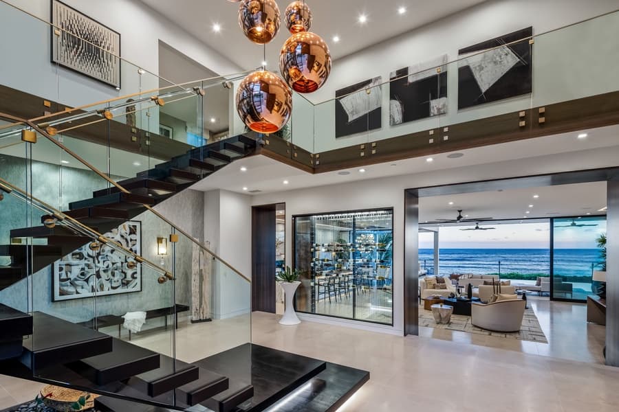 Diamond Head Grand Escape - Image 9