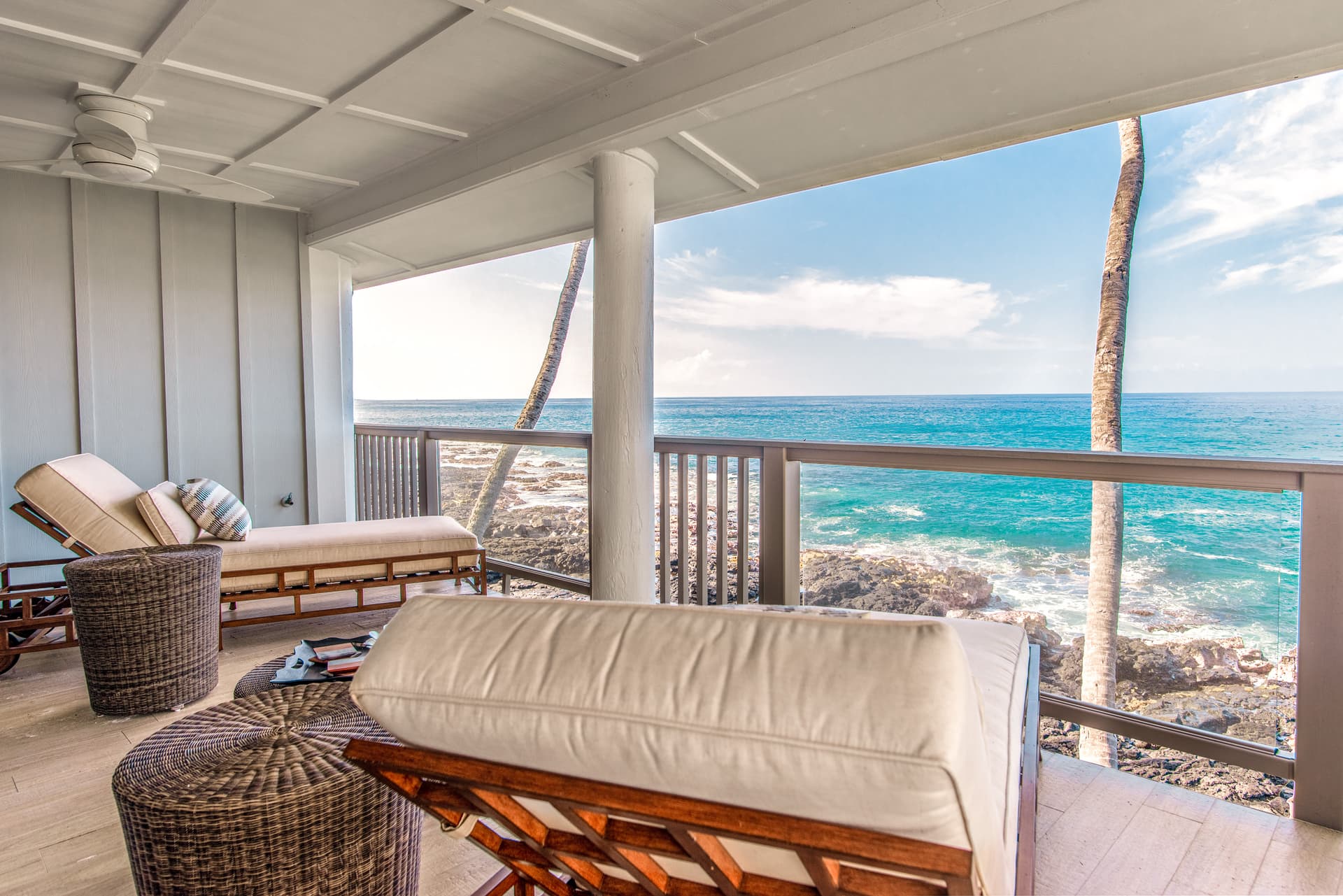 Kona Seaside Yacht Villa - Image 2