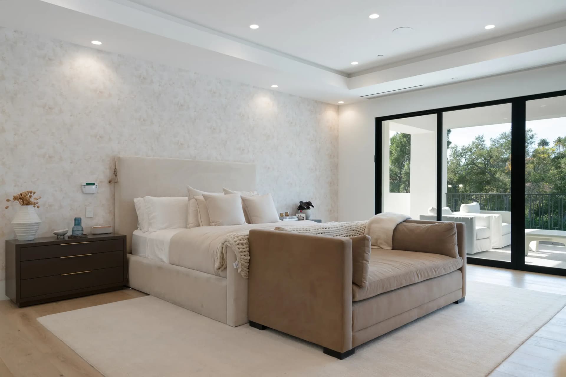 Garland Estate - Image 29