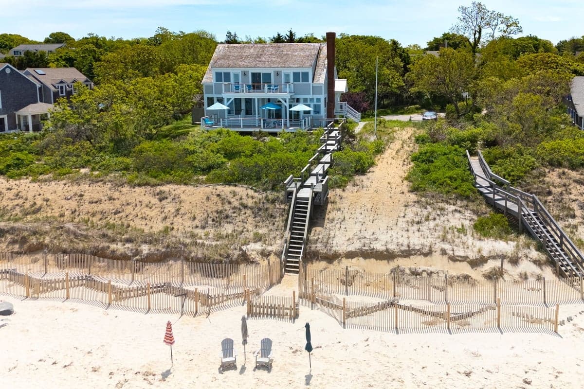 Brewster Beach House - Image 1