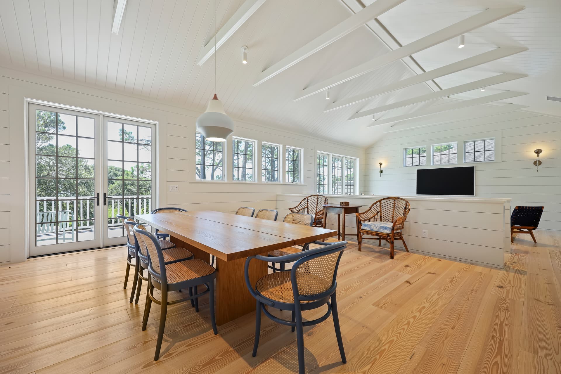 Cassina Sands - Image 10