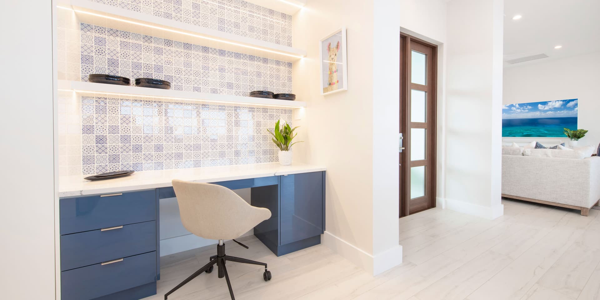 Willow Beach - Image 14