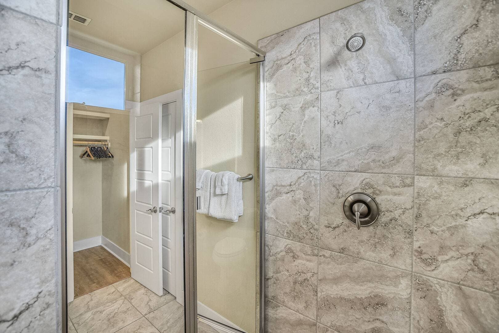 Gone Coastal House - Image 56