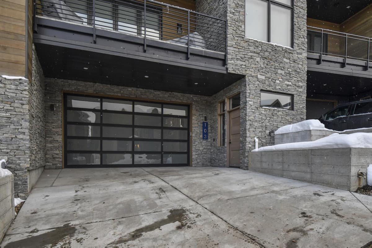 Kings Crown #103 - Image 34