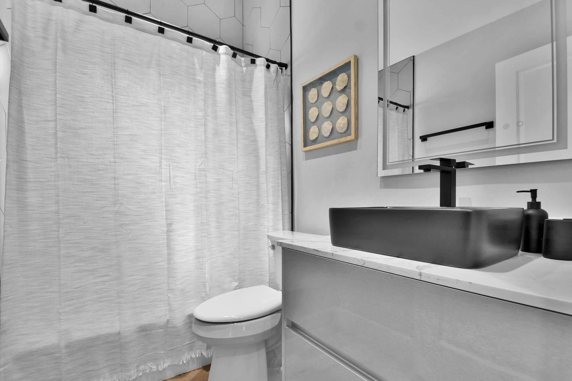 Bluebird House - Image 28