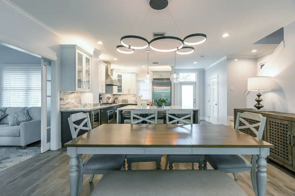 Tropical Retreat - Image 3